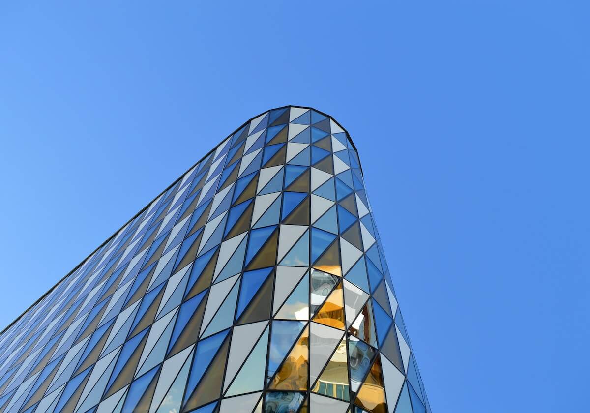 钟义浩乱战中打破僵局+激情脱衣庆祝，河南1-0领先国安！