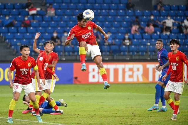 壹号娱乐网页版-广州队亚冠遭遇11连败 进一球目标只能等奇迹？