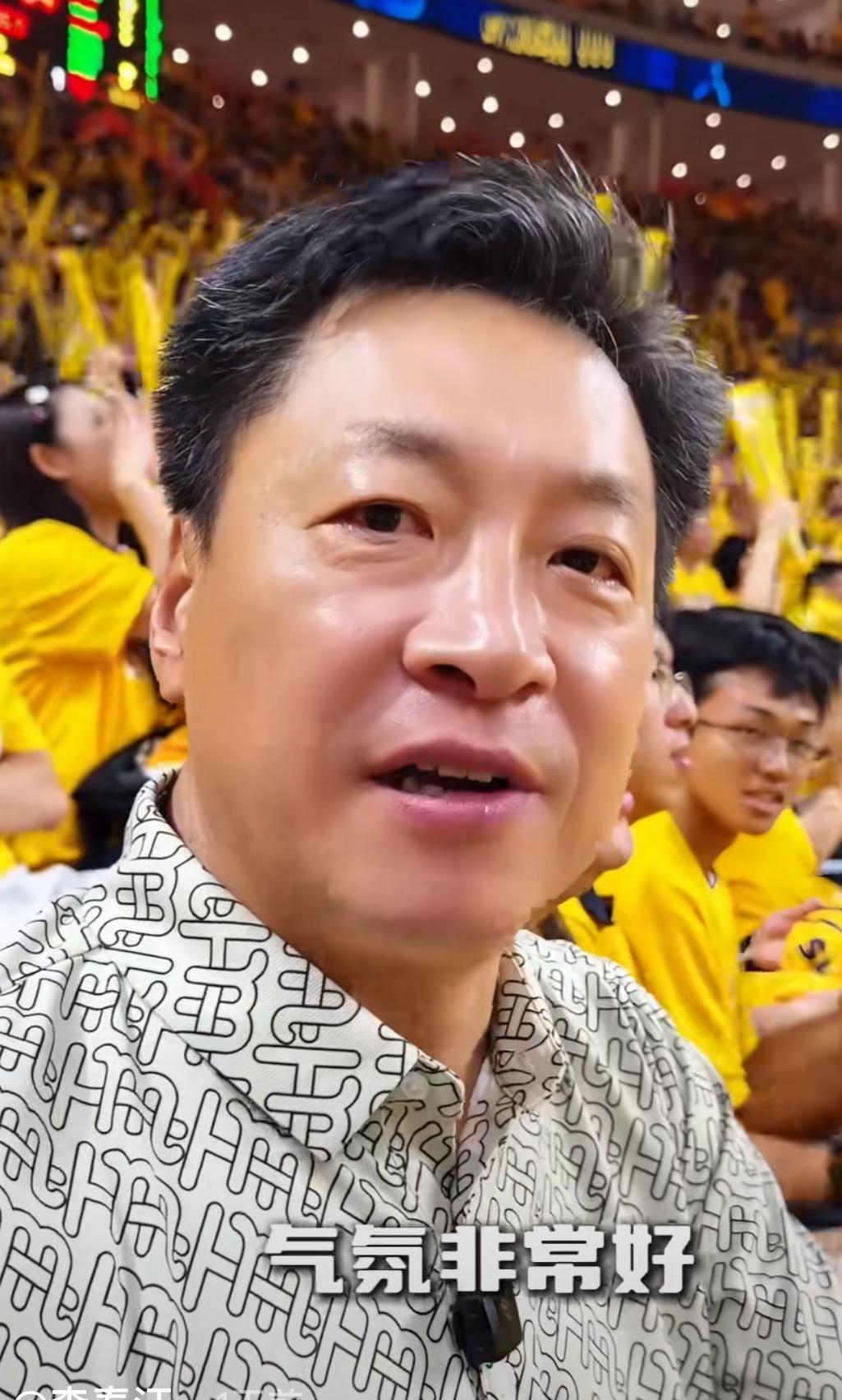 壹号娱乐-宏远早报!李春江回归主场观赛,徐昕签新合同,奎因有望续约留队
